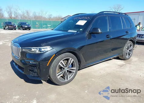 2021 BMW X7 xDrive40I z USA, uszkodzony, nr VIN 5UXCW2C01M9F27860